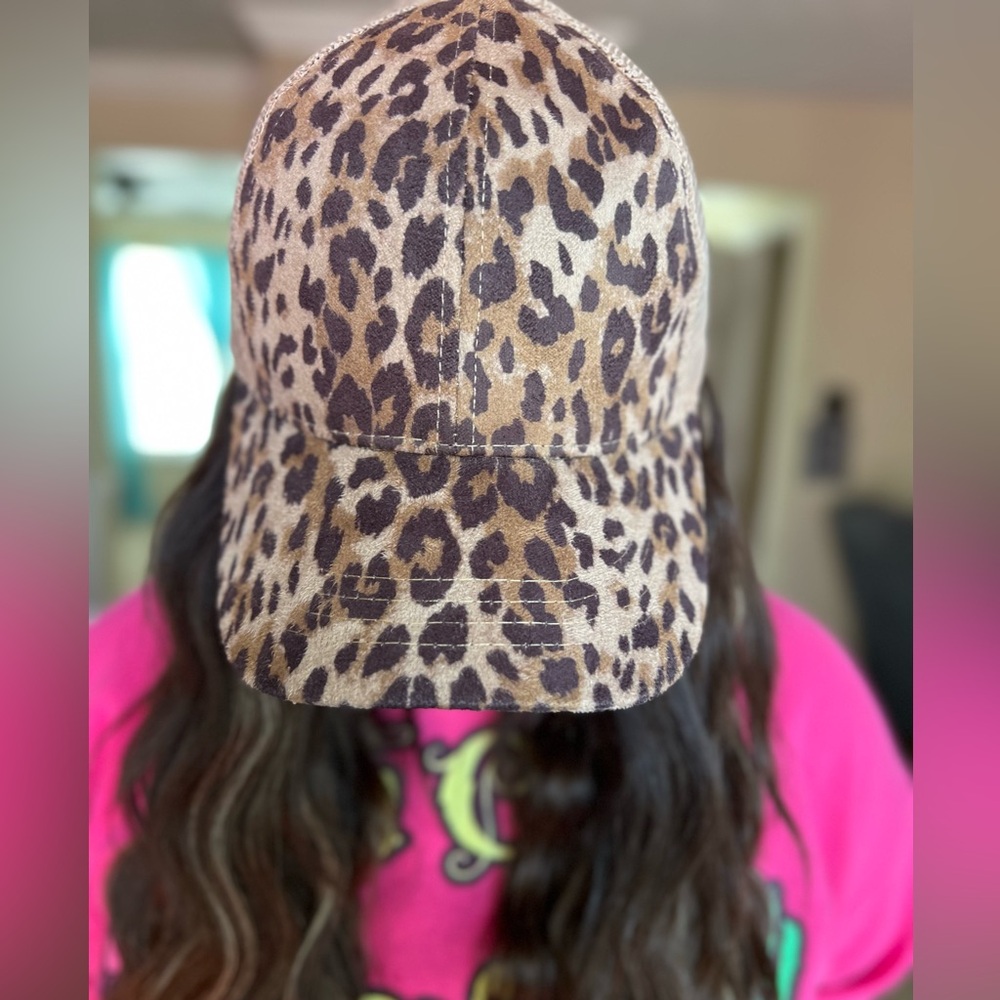 C.C Leopard Pattern Ponytail Baseball Hat